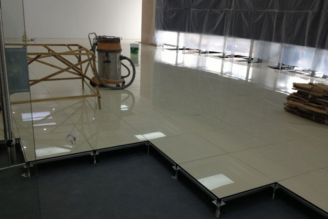 防静电瓷砖地板（黄聚晶）1